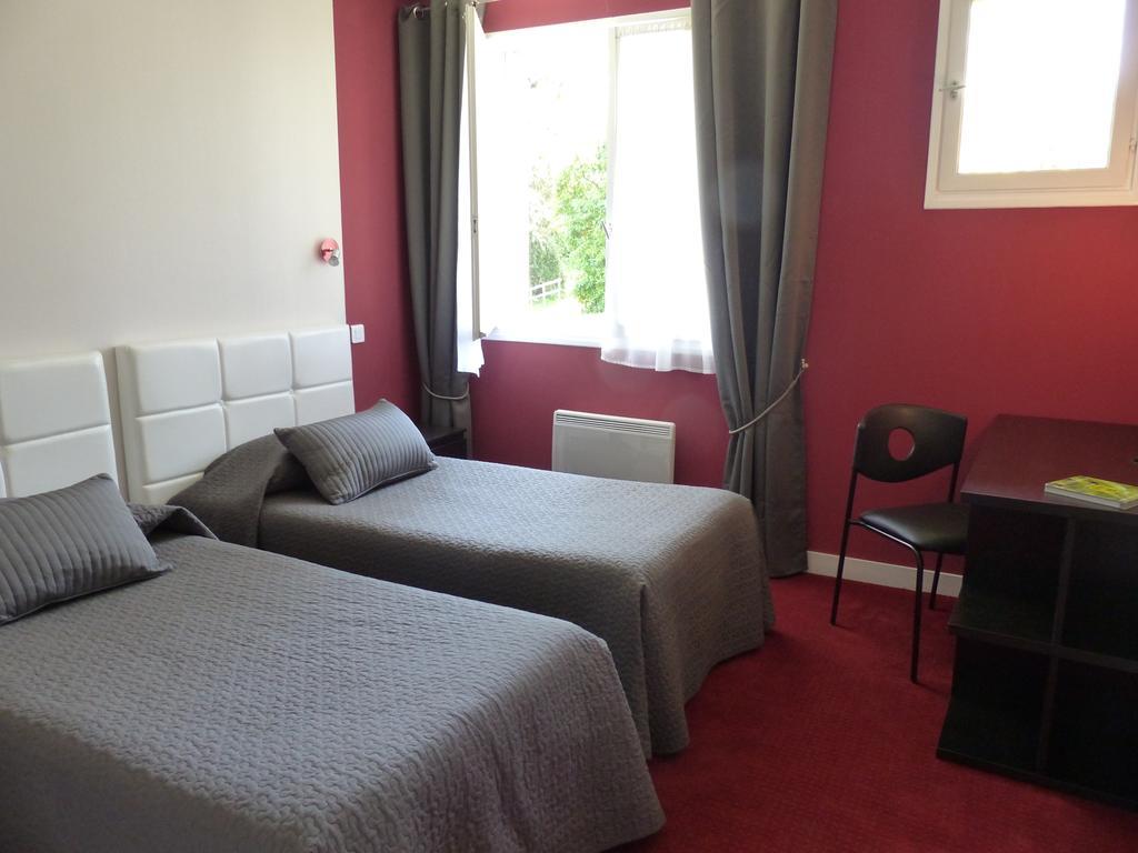 Hotel Le Roudou Fouesnant Rom bilde